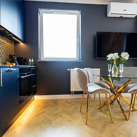 Aparti Goldnblack Galaxy Διαμέρισμα *