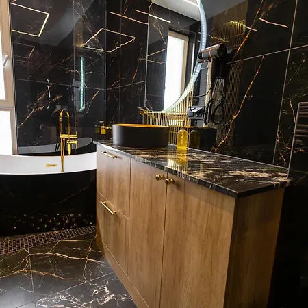 Aparti Goldnblack Galaxy Apartment Szczecin